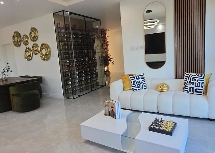 Luxe Loft Penthouse- Ironshore * Montego Bay