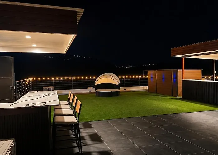 Appartement Luxe Loft Penthouse- Ironshore Montego Bay