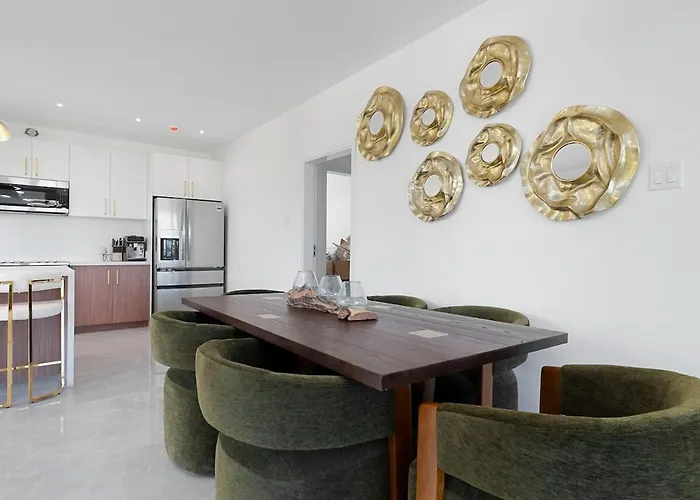 Luxe Loft Penthouse- Ironshore Montego Bay