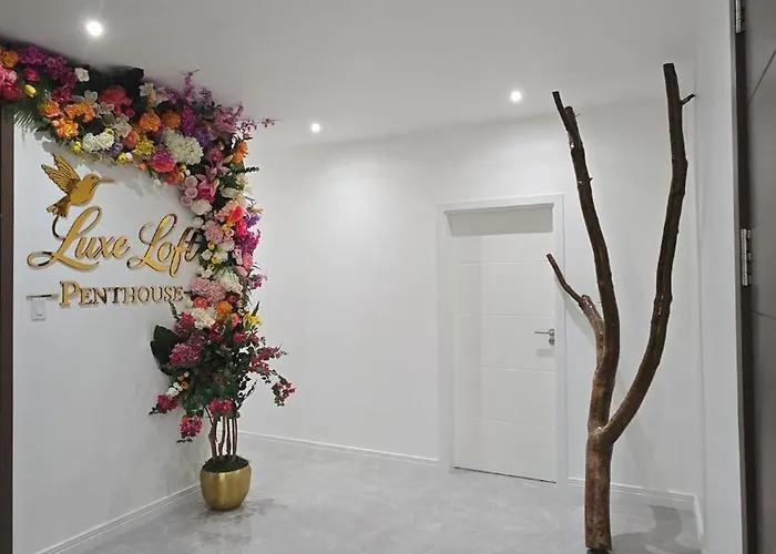 Luxe Loft Penthouse- Ironshore Appartement Montego Bay
