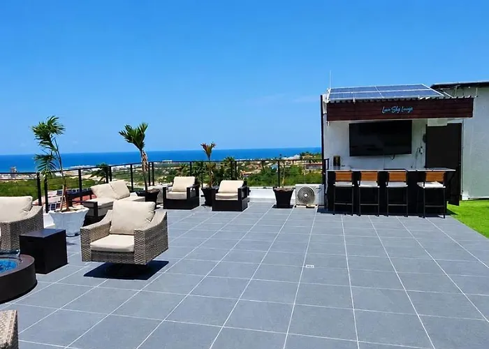 Luxe Loft Penthouse- Ironshore